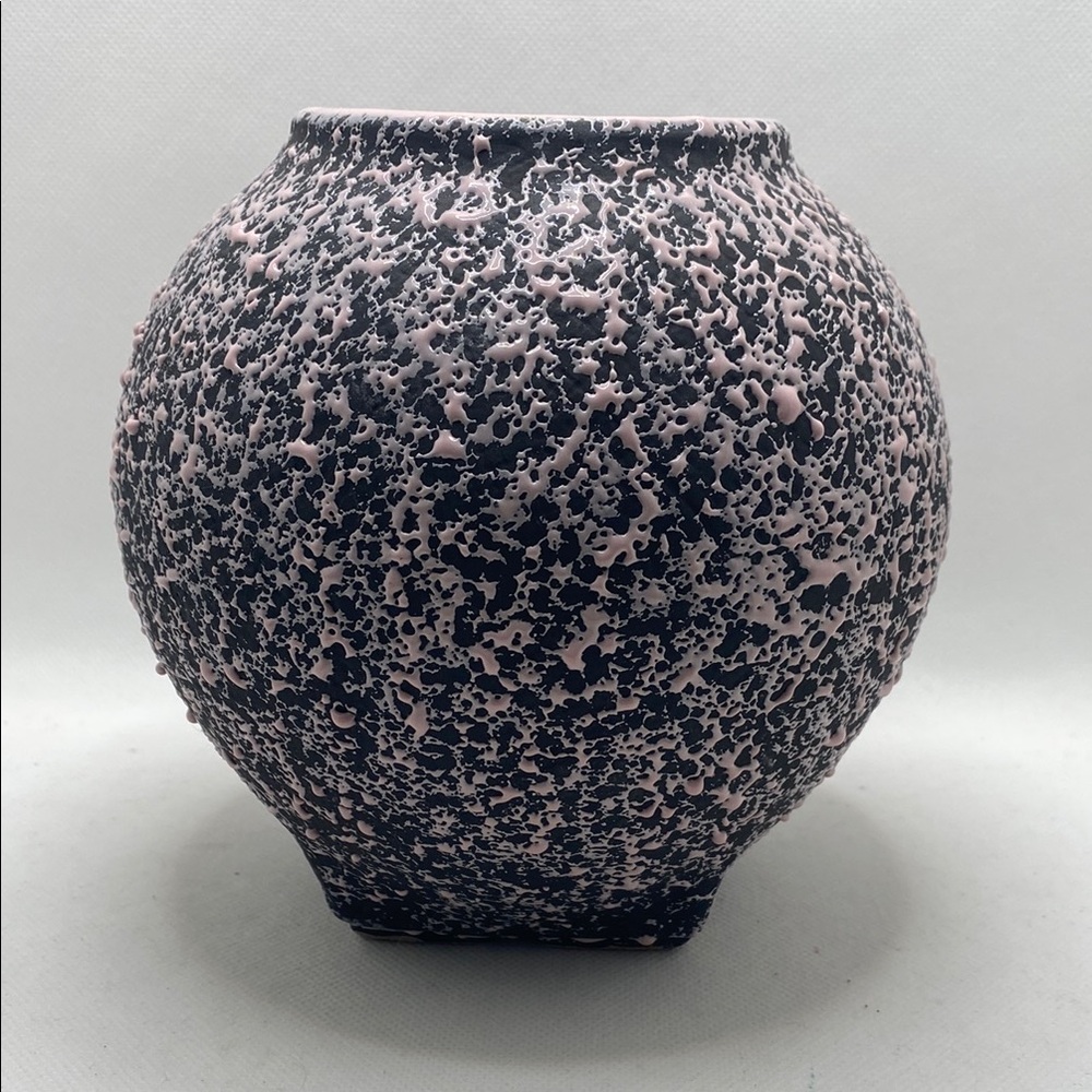 Vintage Kenwood Vase #2100